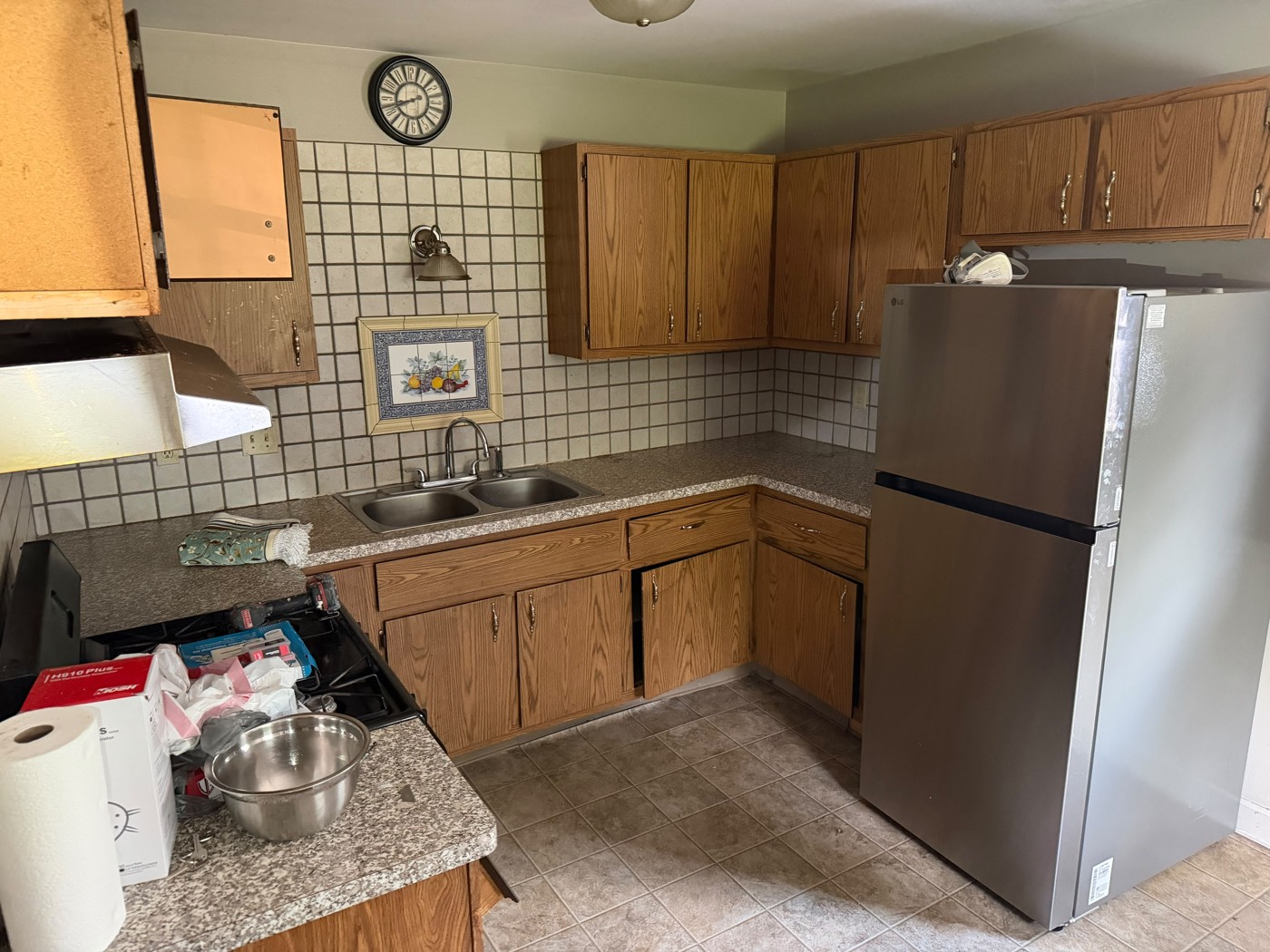 Kitchen before renovation